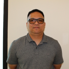 Headshot of Sean Bueno