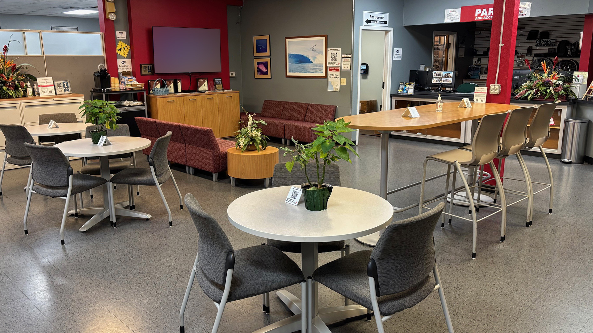 Kona Service Waiting Room