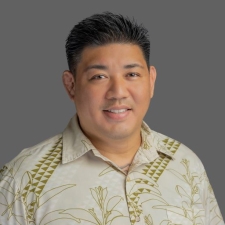 Headshot of Justin Nihei