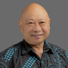 Headshot of Alan Tashiro