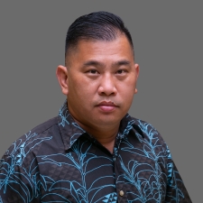 Headshot of Robert Lau